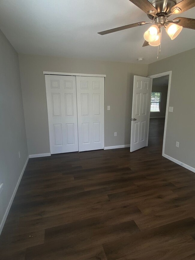 Building Photo - 2-Bed 2-Bath House in Farmington