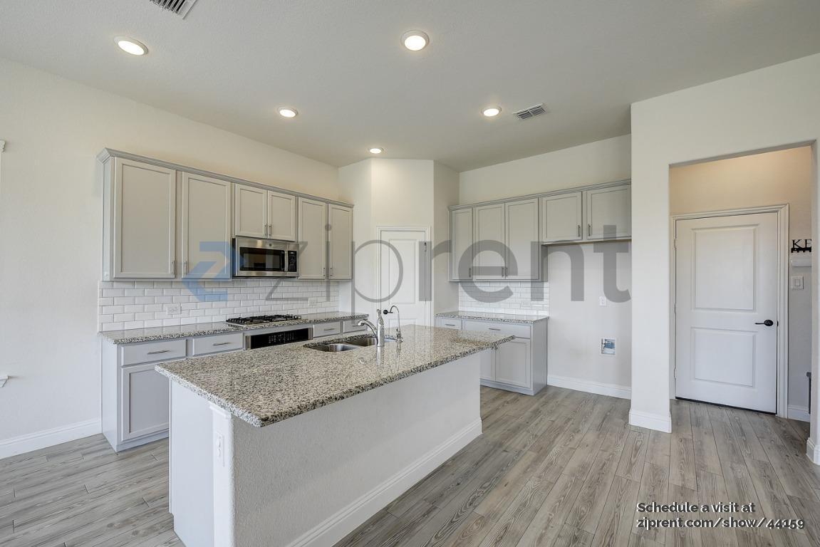 Building Photo - 808 Brenham Ave