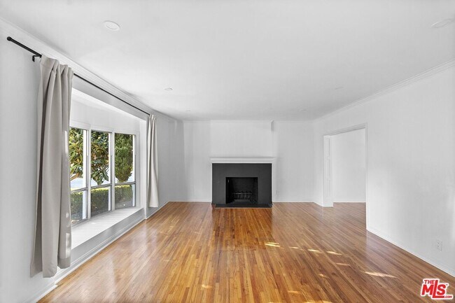 Building Photo - 6289 Commodore Sloat Dr