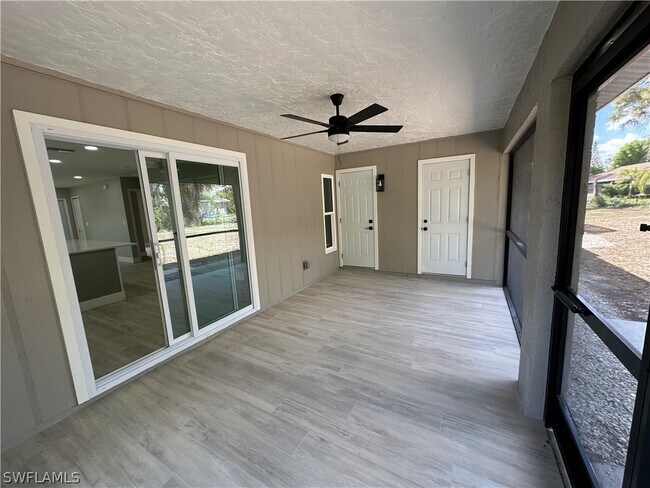 Building Photo - 9165 Seville Rd