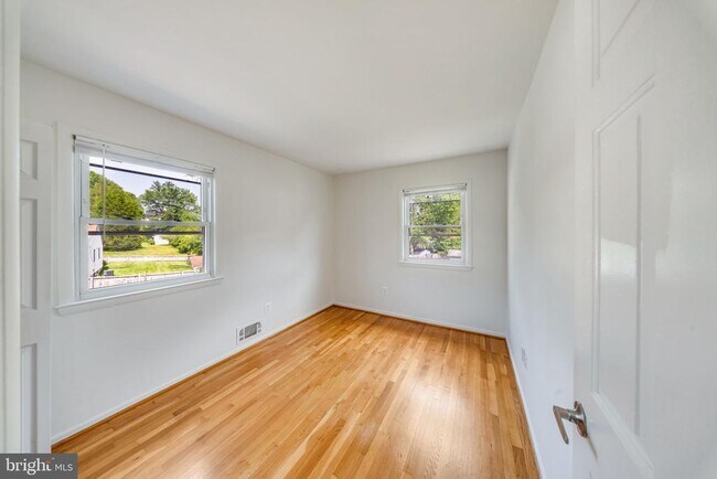 Building Photo - 7411 Tillman Dr