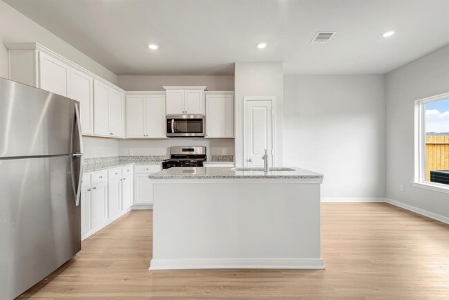 Building Photo - 452 Beechwood Hacienda Dr