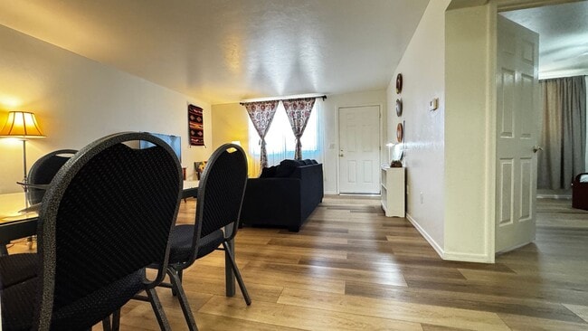 Building Photo - Westside - (Anklam and Silverbell) 2 bedro...