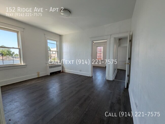 Building Photo - 152 Ridge Ave
