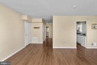 Building Photo - 14 Florence Tollgate