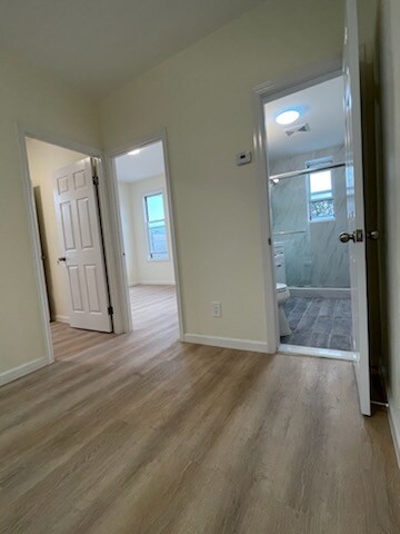 Building Photo - 1926 W 10th St