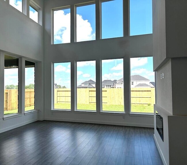 Building Photo - 9834 Violet Lndg Ln
