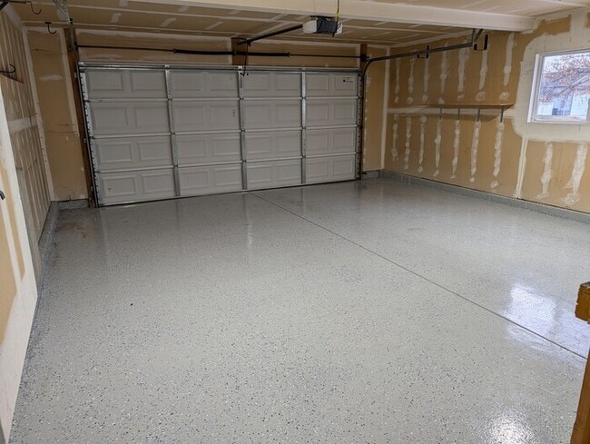 Building Photo - Great home in an amazing location!!