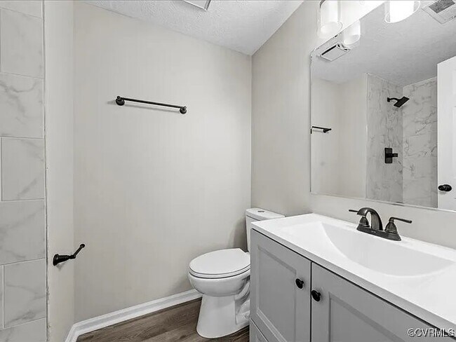 Building Photo - 7604 Roscommon Ct