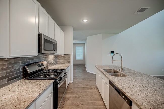 Building Photo - 3423 Hackberry Tree Ln