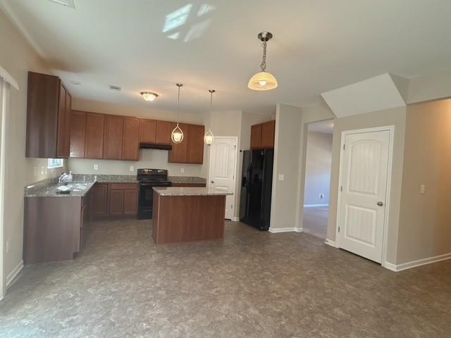Building Photo - 4921 Bramblewood Cir