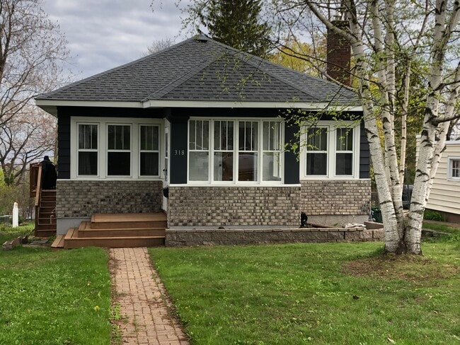 Building Photo - 318 Kenilworth Ave