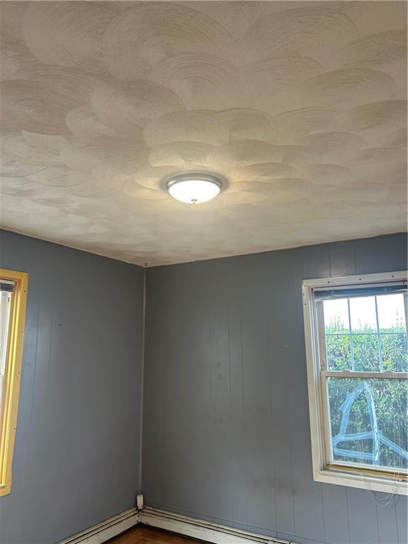 Building Photo - 336 River Ave