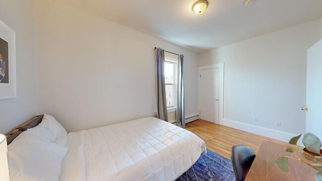 Building Photo - 11 Elder St