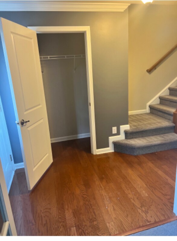 Building Photo - 610 Consolvo Pl