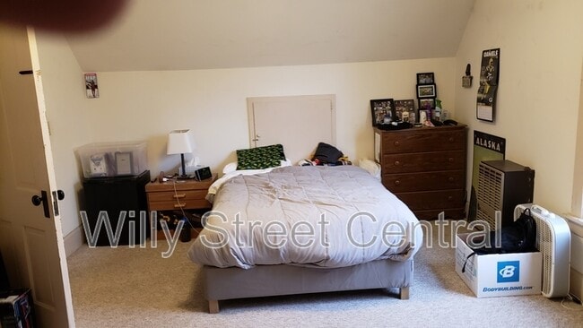 Building Photo - 1601 Madison St