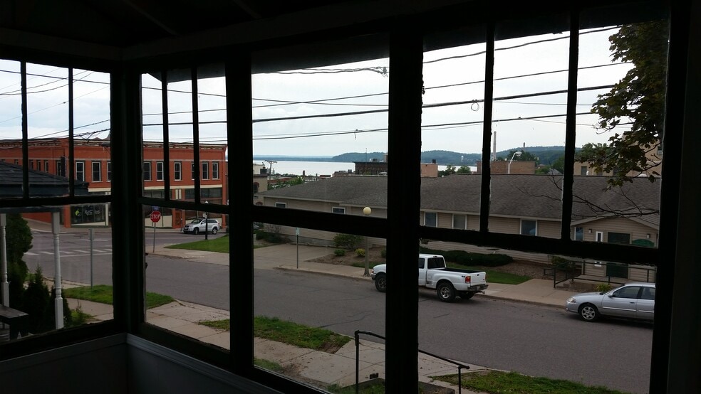 Building Photo - 212 West Bluff Street