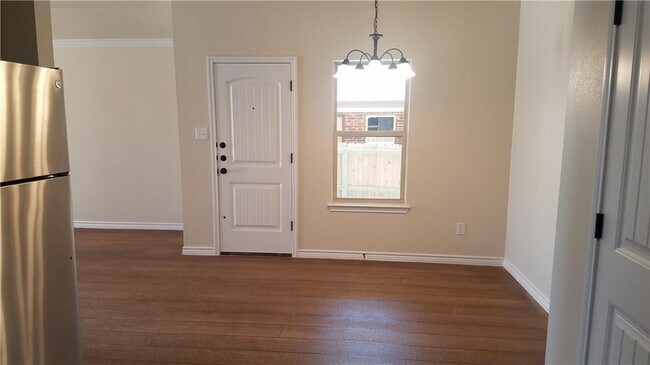 Building Photo - 109 Calvin Smith Ln.