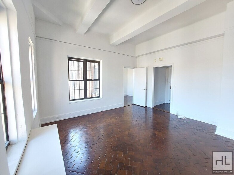 Building Photo - WEST 73 STREET