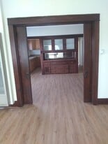 Building Photo - 926 Long Beach Blvd