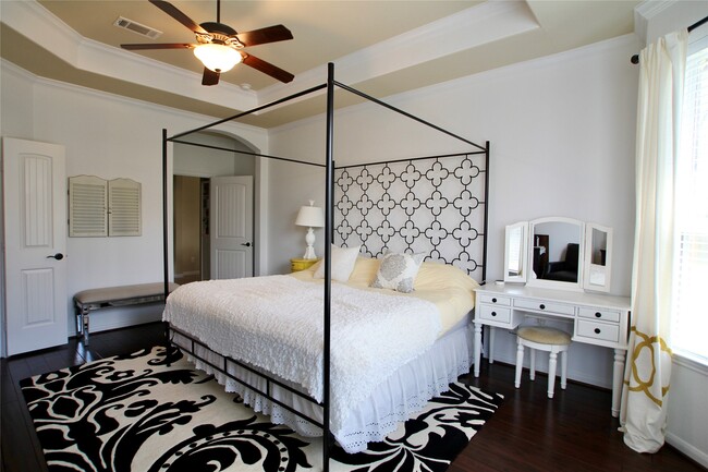 Building Photo - 10202 Gallowgate Ln