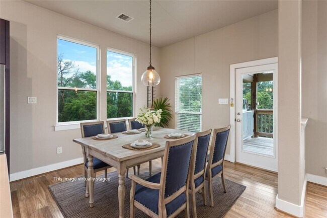 Building Photo - 4525 Beacon Hill Dr