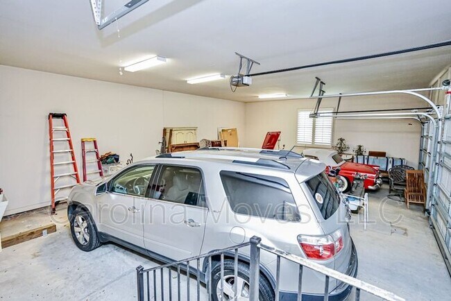 Building Photo - 3202 SC-14