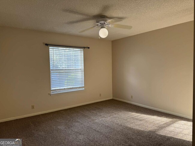 Building Photo - 108 Piper Cove