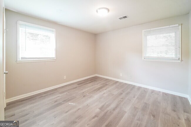 Building Photo - 2820 Foxlair Trail