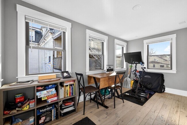 Building Photo - 18-20 Arlington St