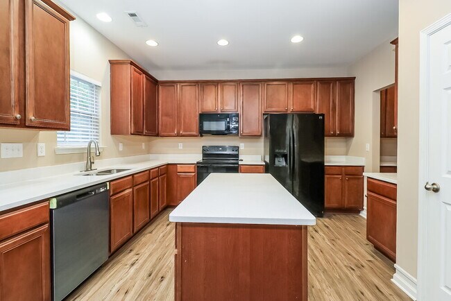 Building Photo - 3009 Streamlet Way