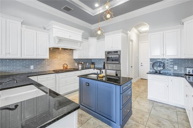 Building Photo - 4133 Causeway Vista Dr