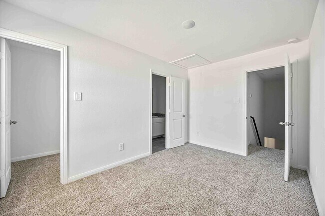 Building Photo - 16515 Jasmine Marie Pl