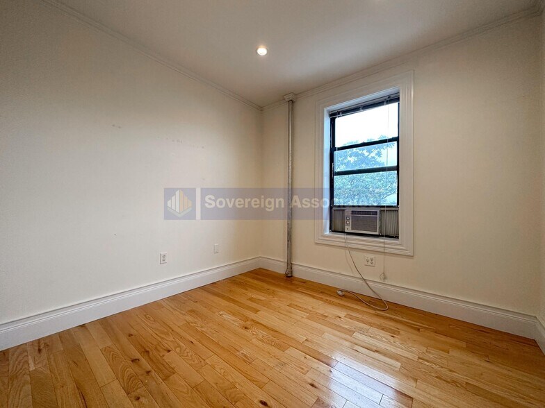 Building Photo - 53 Hamilton Terrace