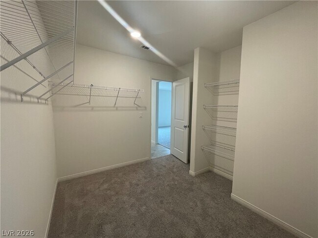 Building Photo - 8739 Beverly Grv Ct