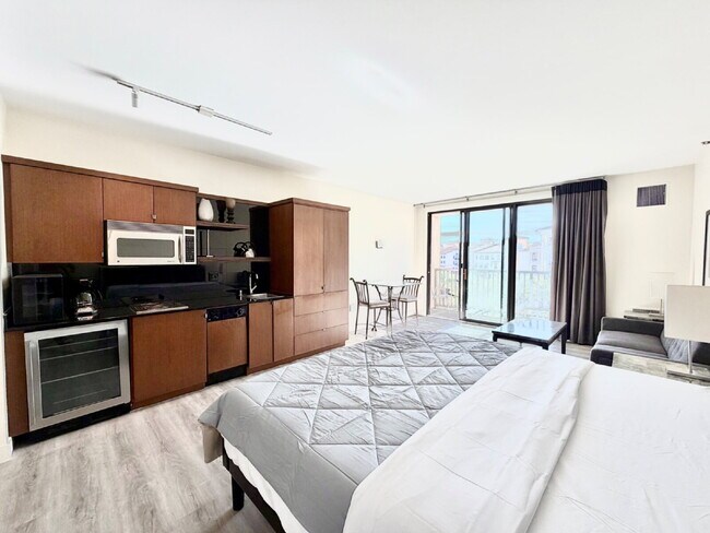 Building Photo - Fully Furnished Lake Las Vegas Studio | Waterfront Living | All Utilities Included | Flexible Lea...