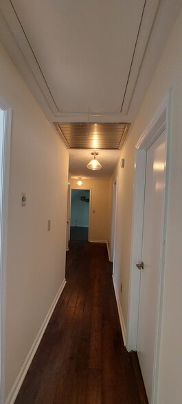 Upstairs Hallway - 4570 Cain Creek Trl SW