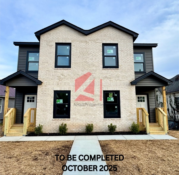 Primary Photo - 212 E Morelia Ave