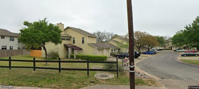 Building Photo - 512 Eberhart Ln