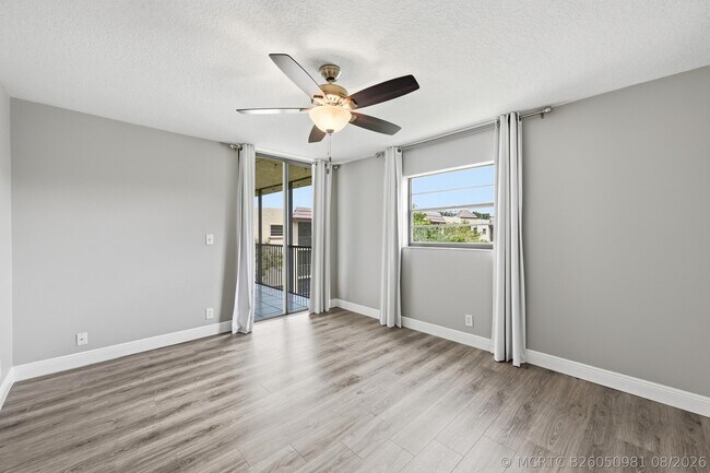 Building Photo - 10401 W Broward Blvd