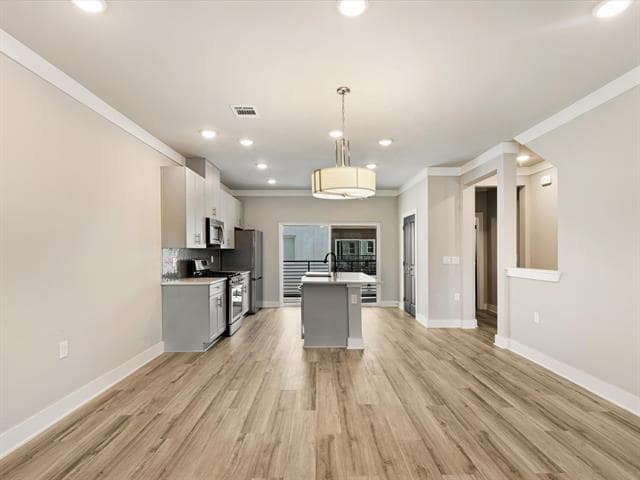 Building Photo - 3312 Santee St