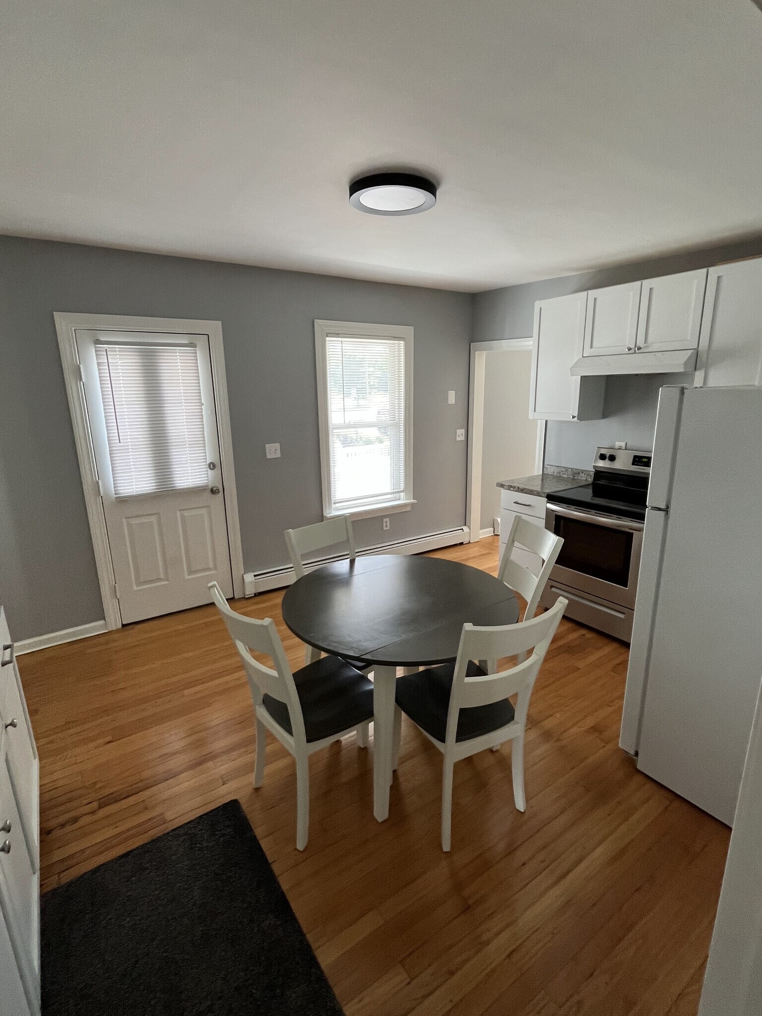 Kitchen - 129 N Elm St