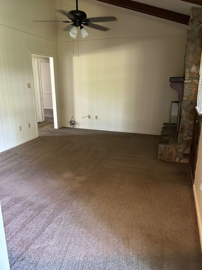 Building Photo - Southside Savannah -Windsor Forest West