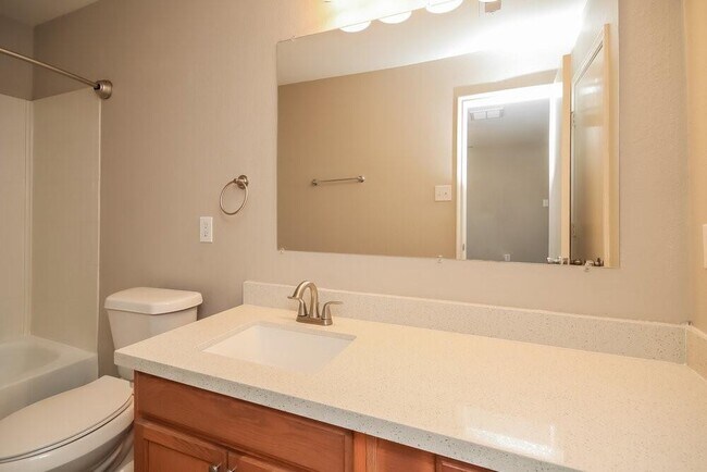 Building Photo - 21623 Mossey Pines Ct