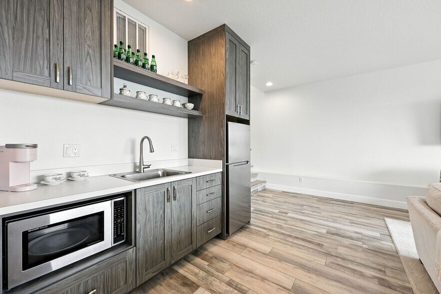 Building Photo - 15004 SE Shaunte Ln