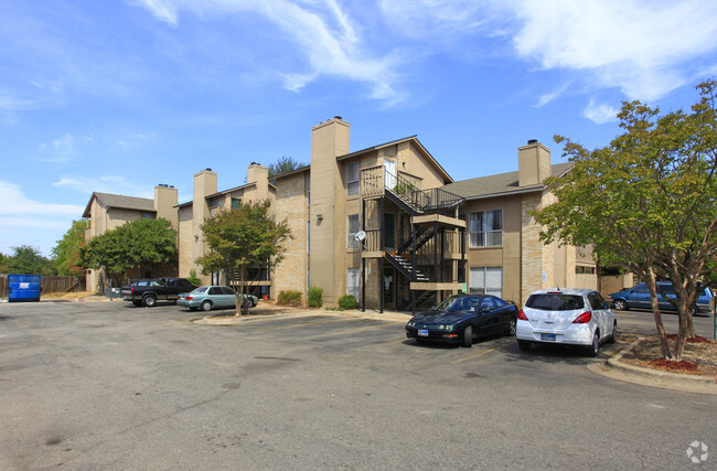 Primary Photo - Peyton Place Apartments