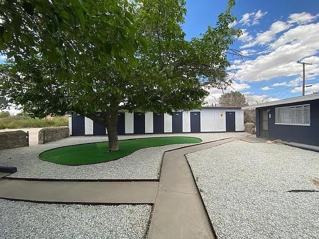 Building Photo - 2135 Garrison Rd