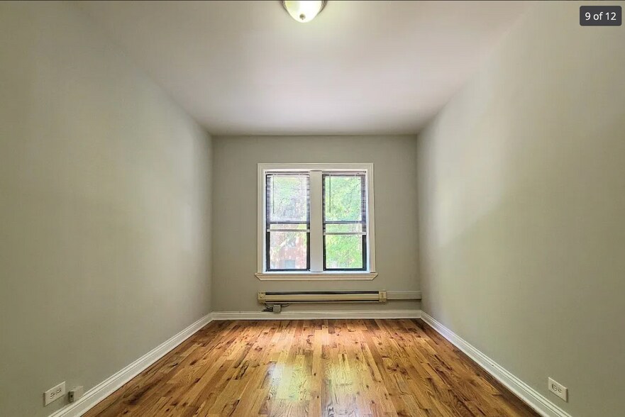 Building Photo - 3723 N Pine Grove Ave