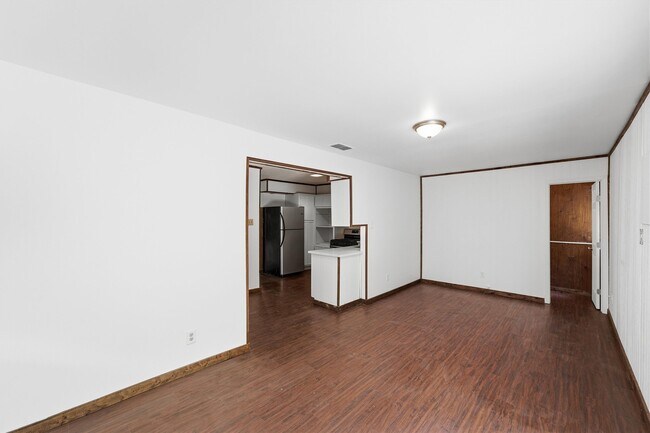 Building Photo - 5326 Wenda St