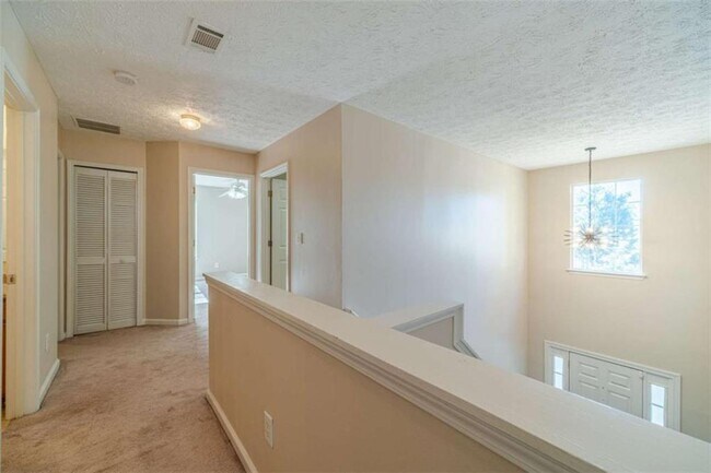 Building Photo - 934 Dominion Walk Dr SW
